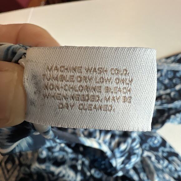 CHICO'S chicos Size 2 Large IKAT SCOOP NECK FRONT PEASANT boho bohemian blue - Picture 13 of 13